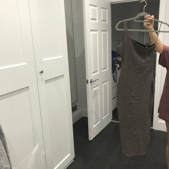 SLNGHR GREY ASYMMETRICAL DRESS - Picture 5 of 5